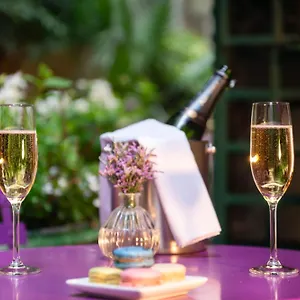 Hotell Galileo Champs Elysees, Paris