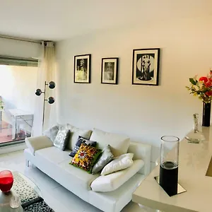 Apartment Pere Lachaise - Montmartre Centre, Paris
