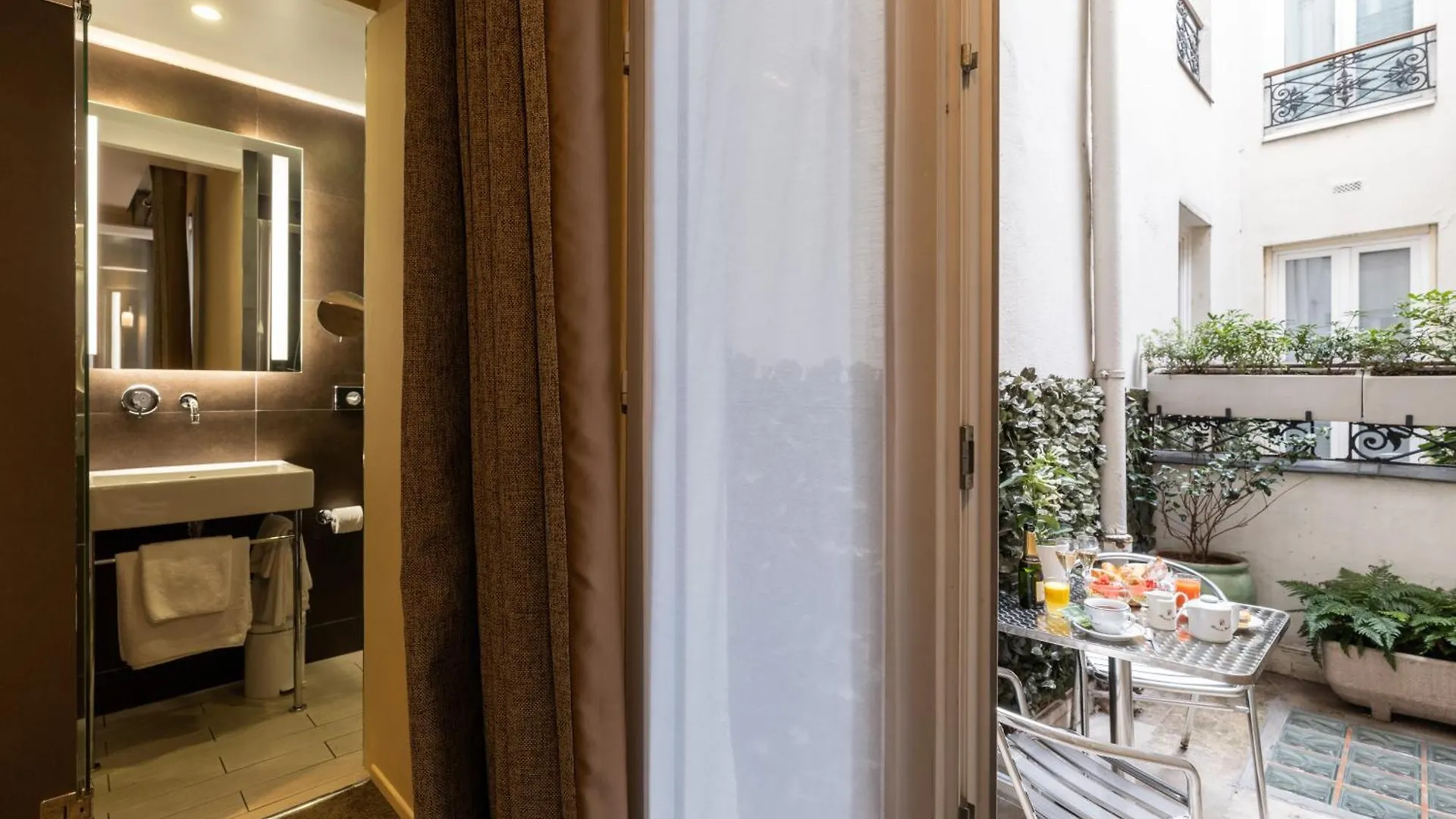 Hotel Minerve Paris