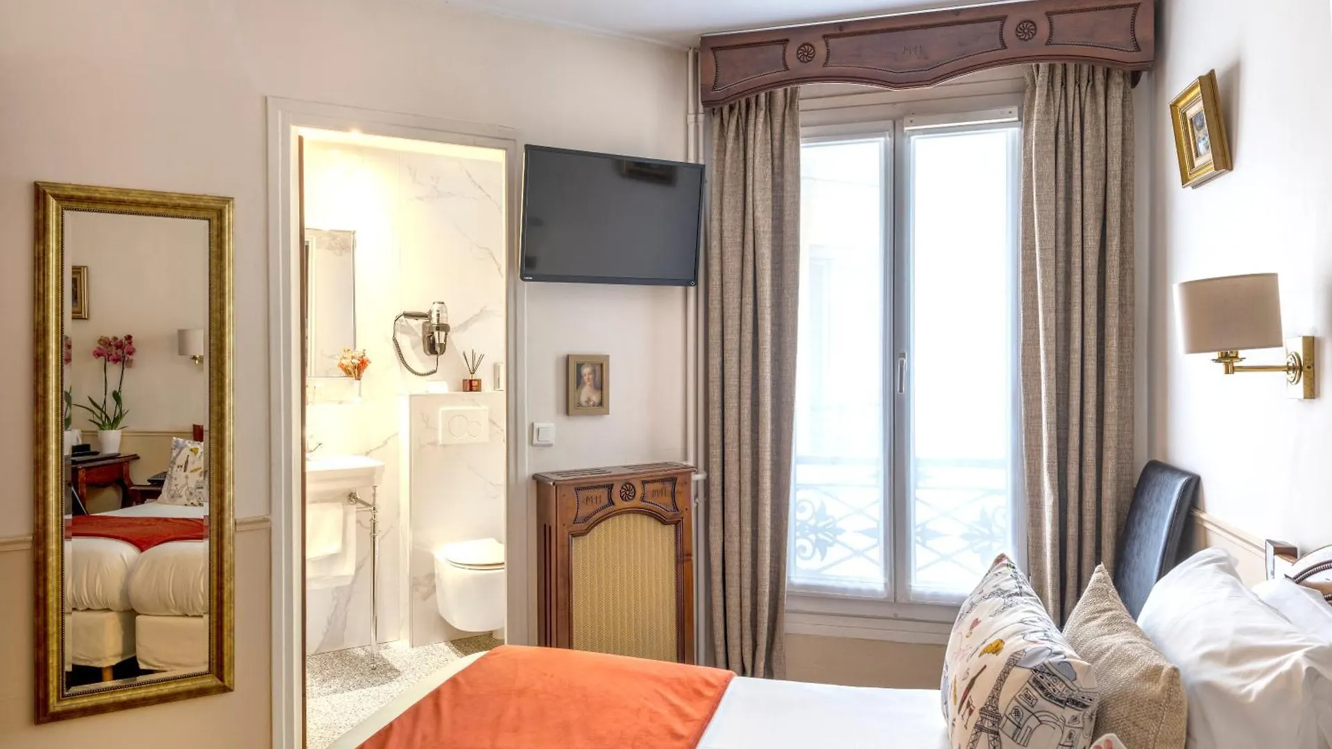 Hotel Minerve Paris 3*,