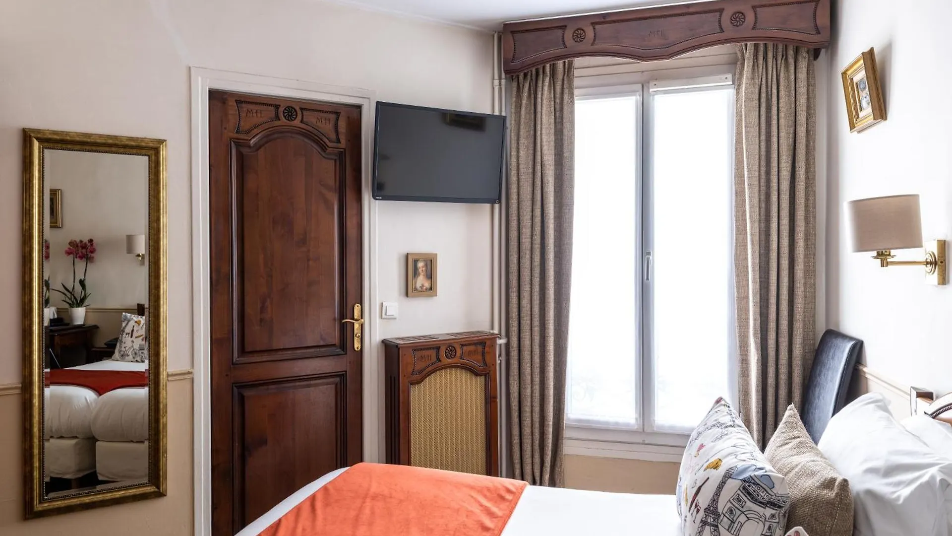 Hotel Minerve Paris