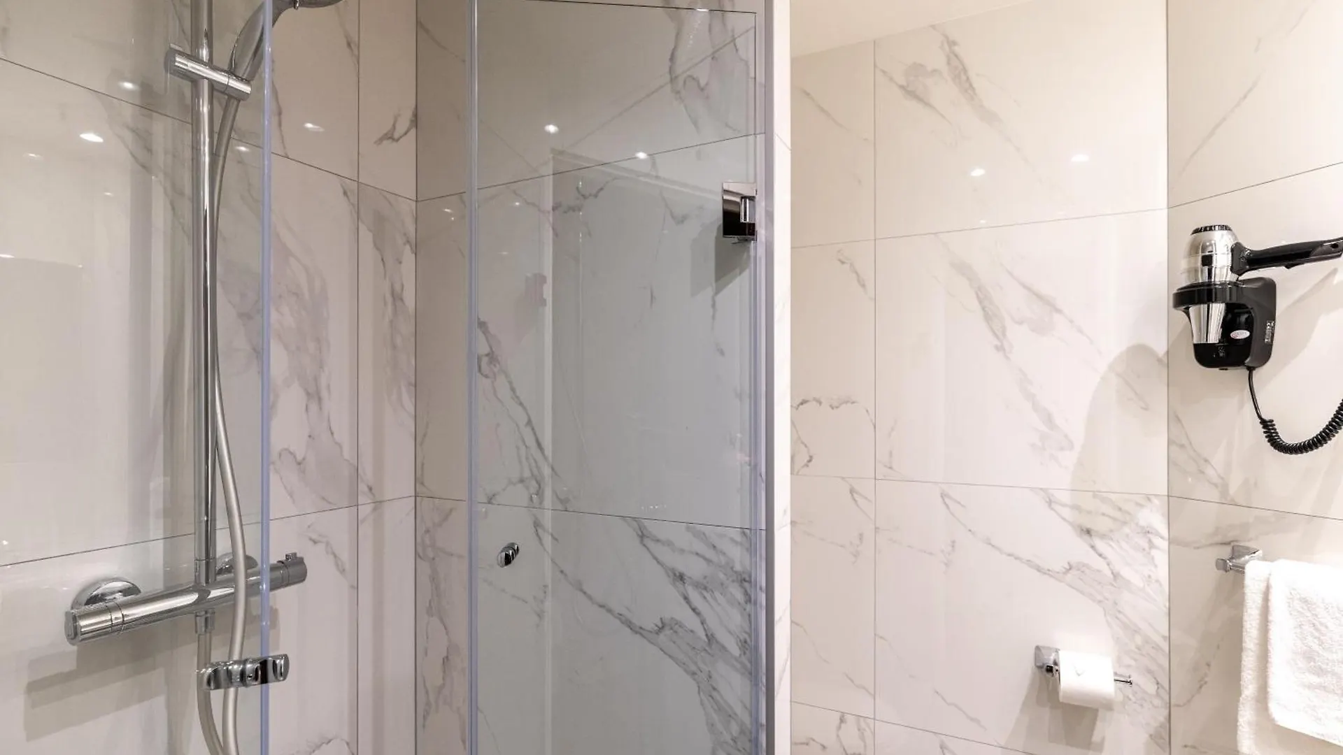 Hotel Minerve Paris 3*,  France