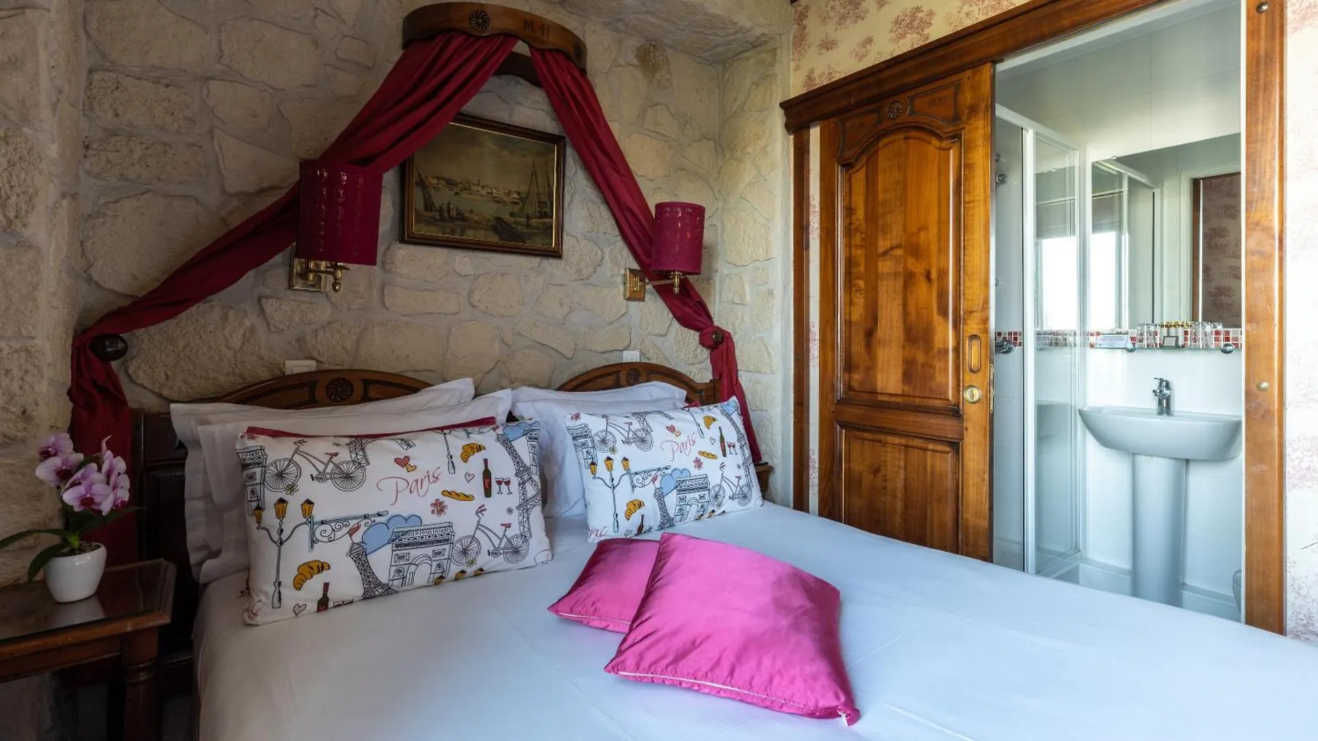 Hotel Minerve Paris France