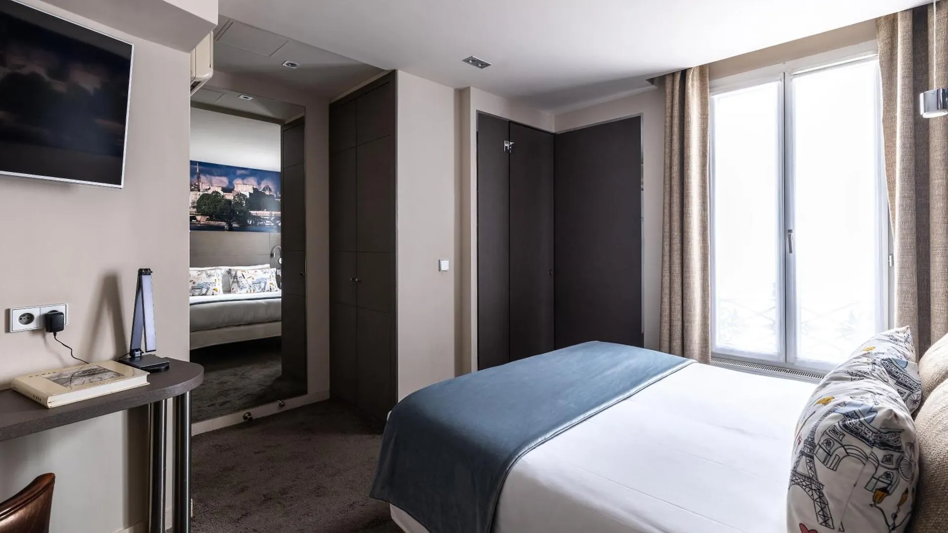 Hotel Minerve Paris