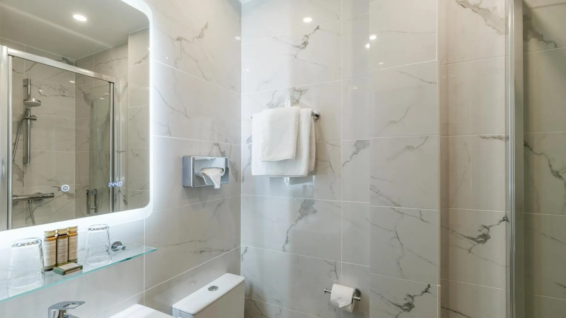 Hotel Minerve Paris France