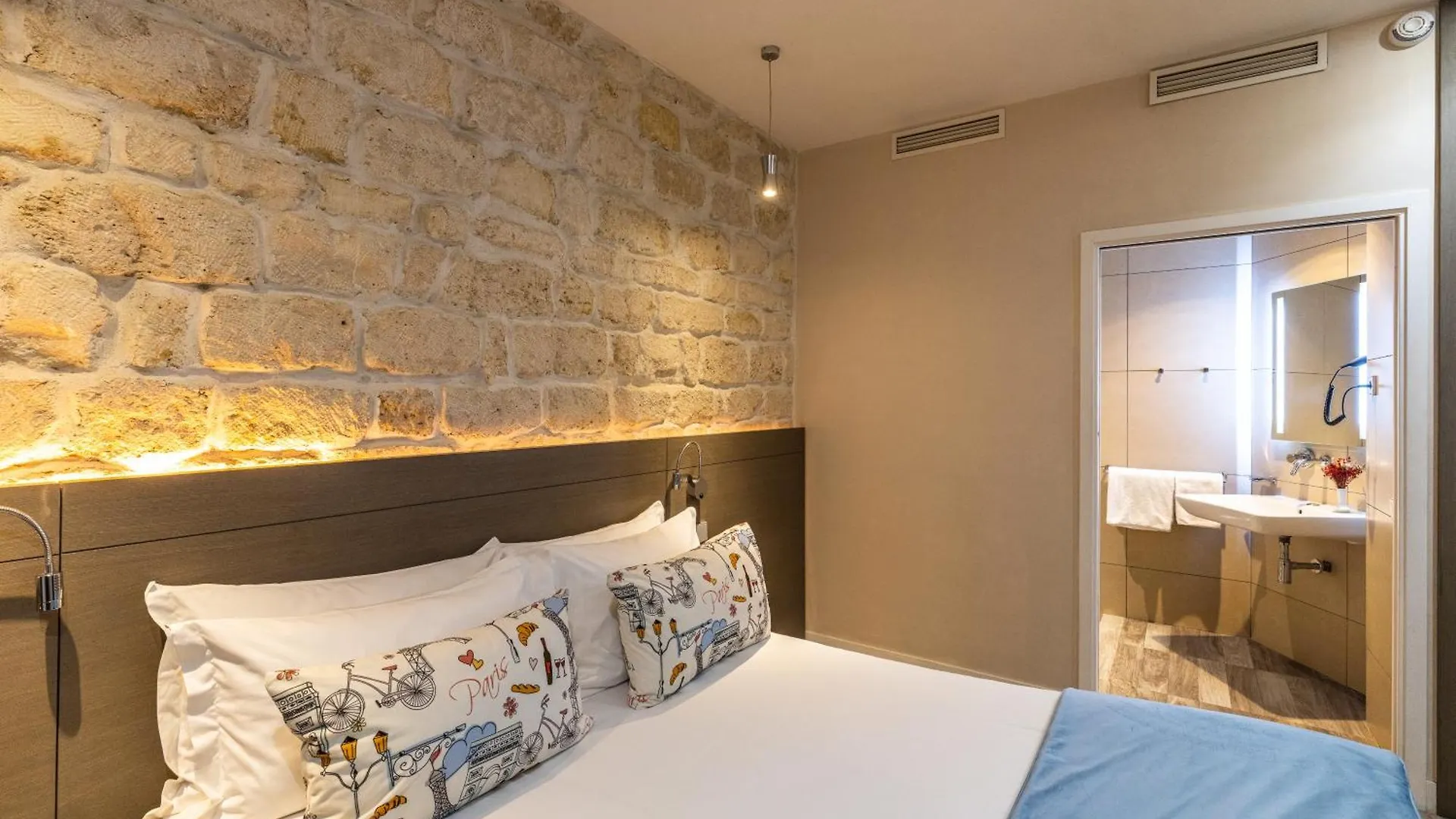Hotel Minerve Paris