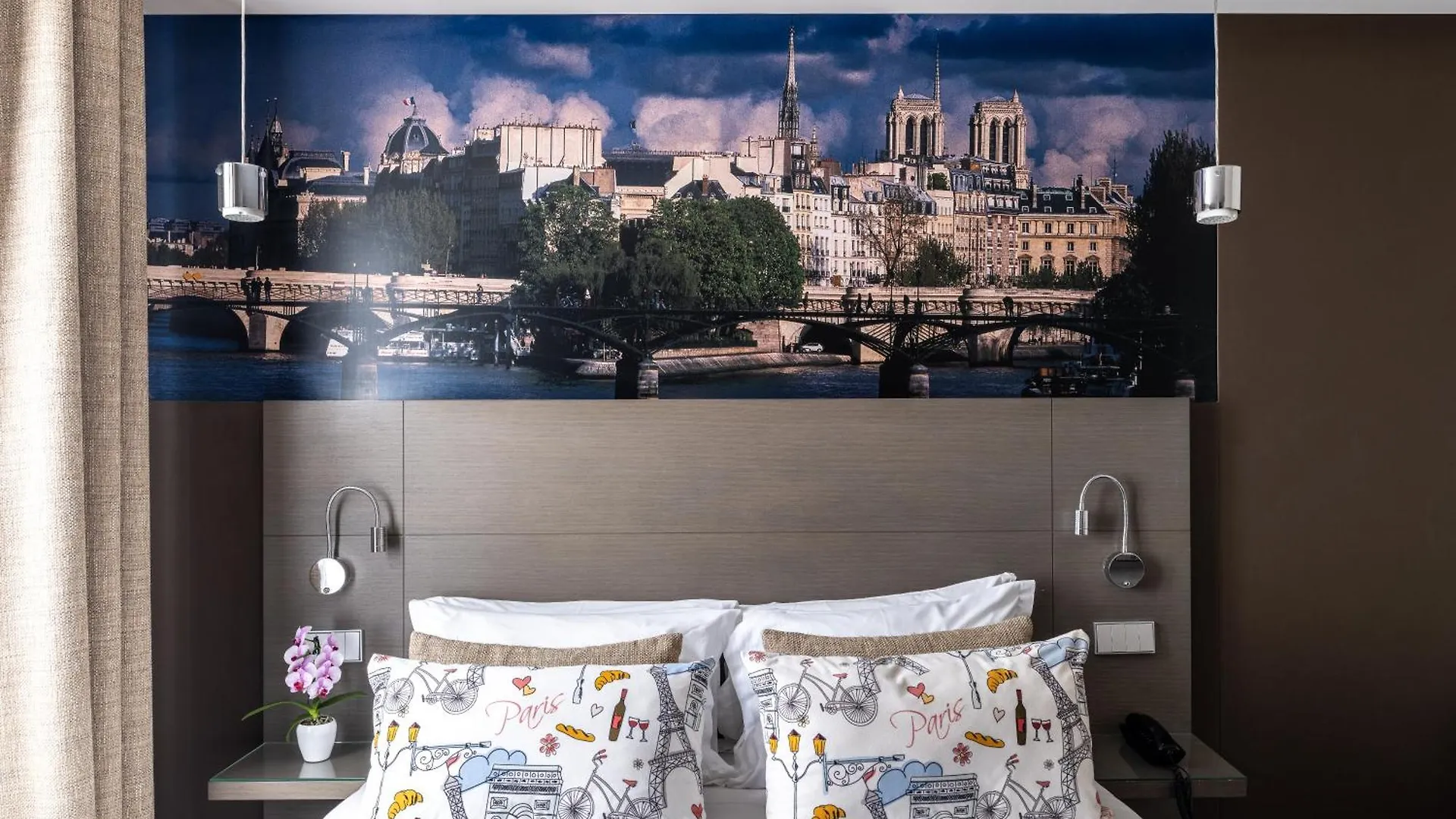 Hotel Minerve Paris France