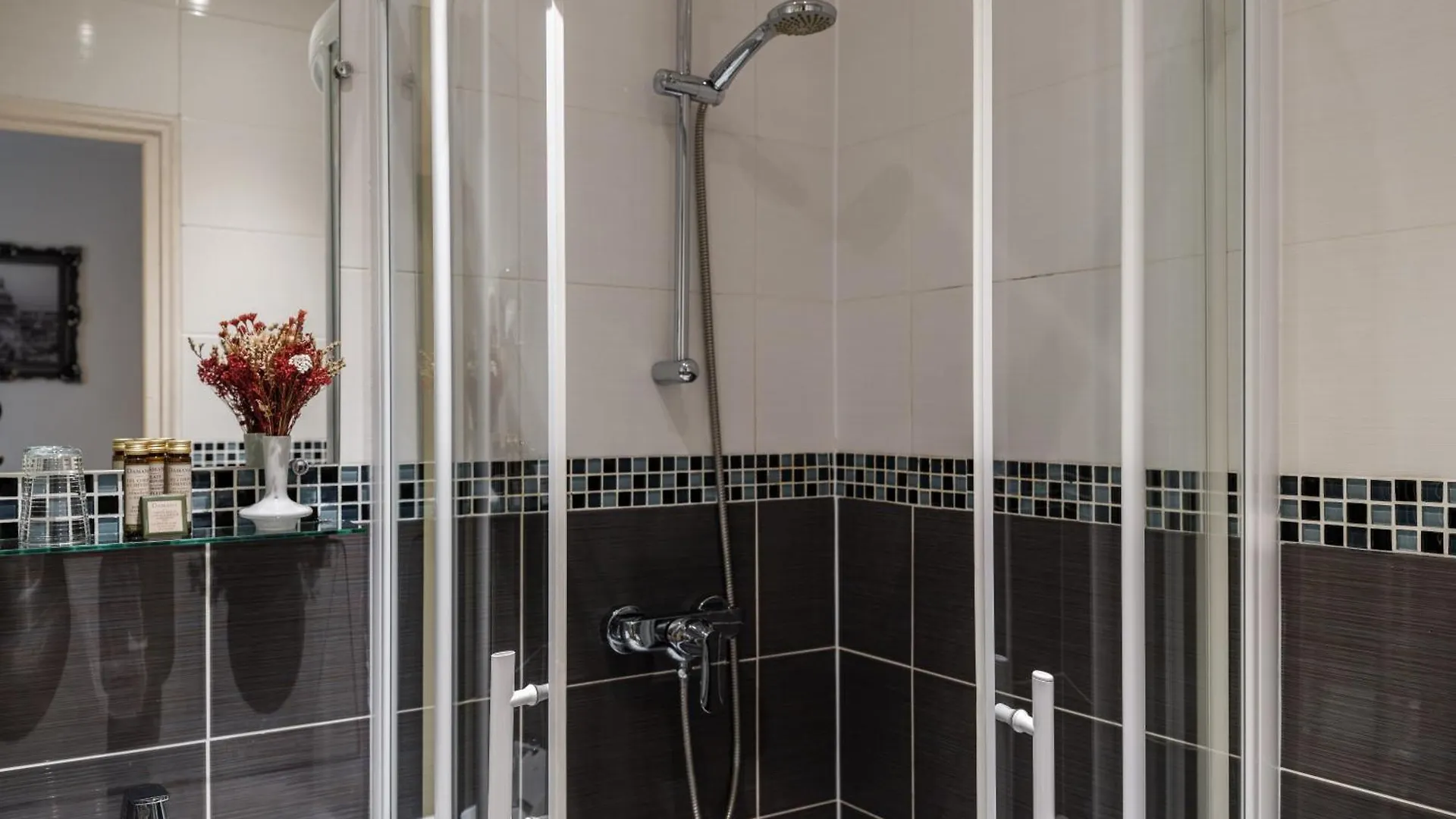 Hotel Minerve Paris