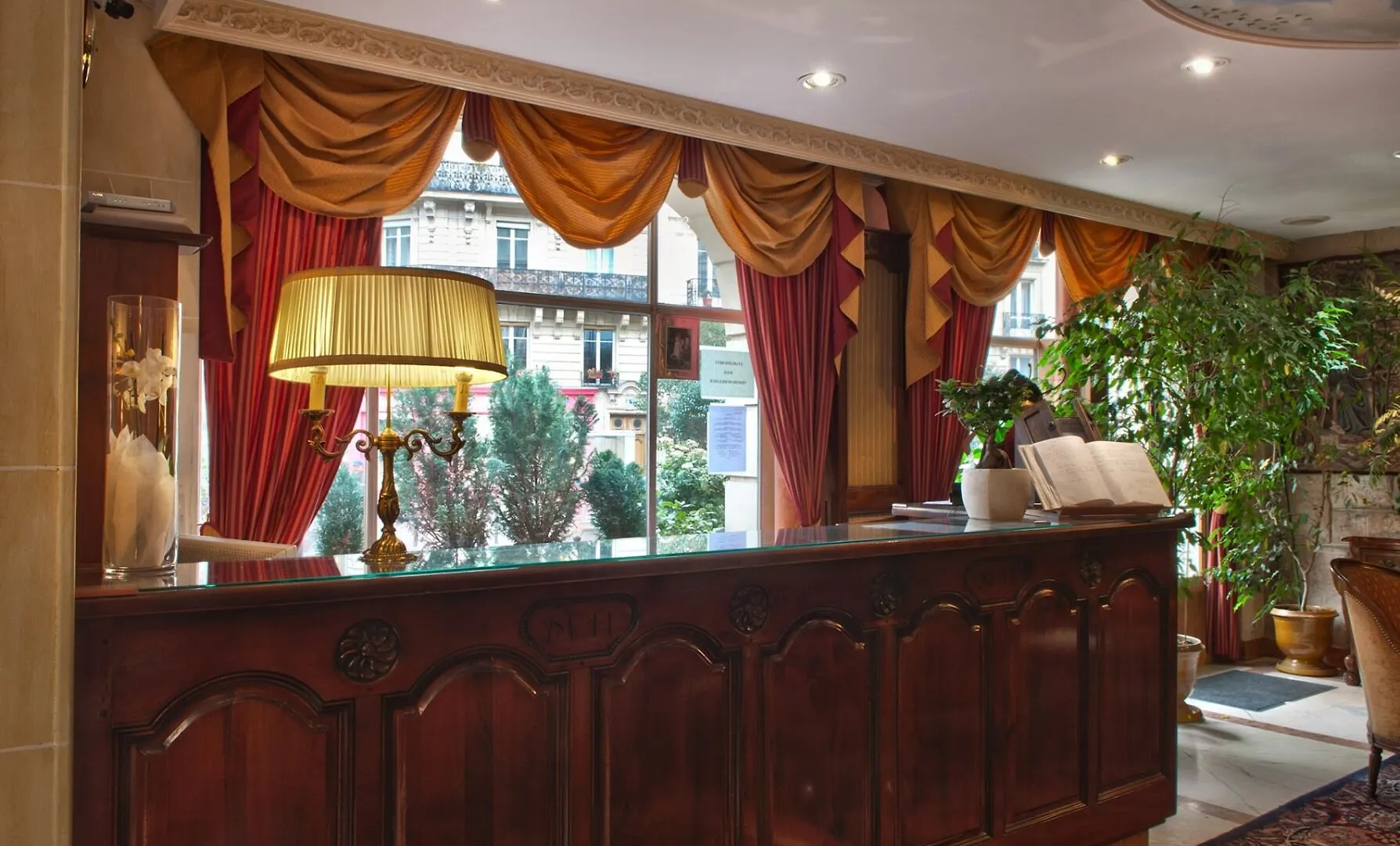 Hotel Minerve Paris